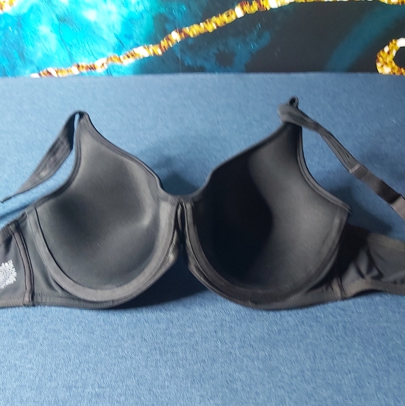 Hanes bra - Picture 2 of 10